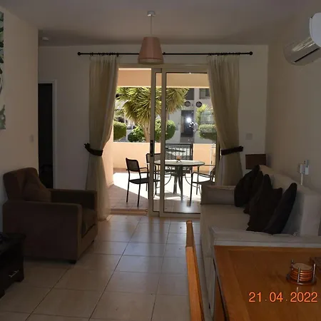 Daire Royal Seacrest Self Catering Pafos